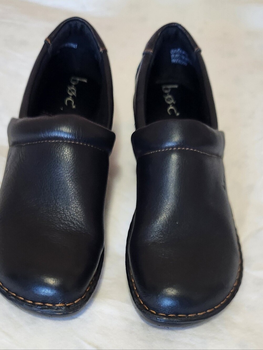 b.o.c. Womens  Black Leather Casual  Clog Style Shoes